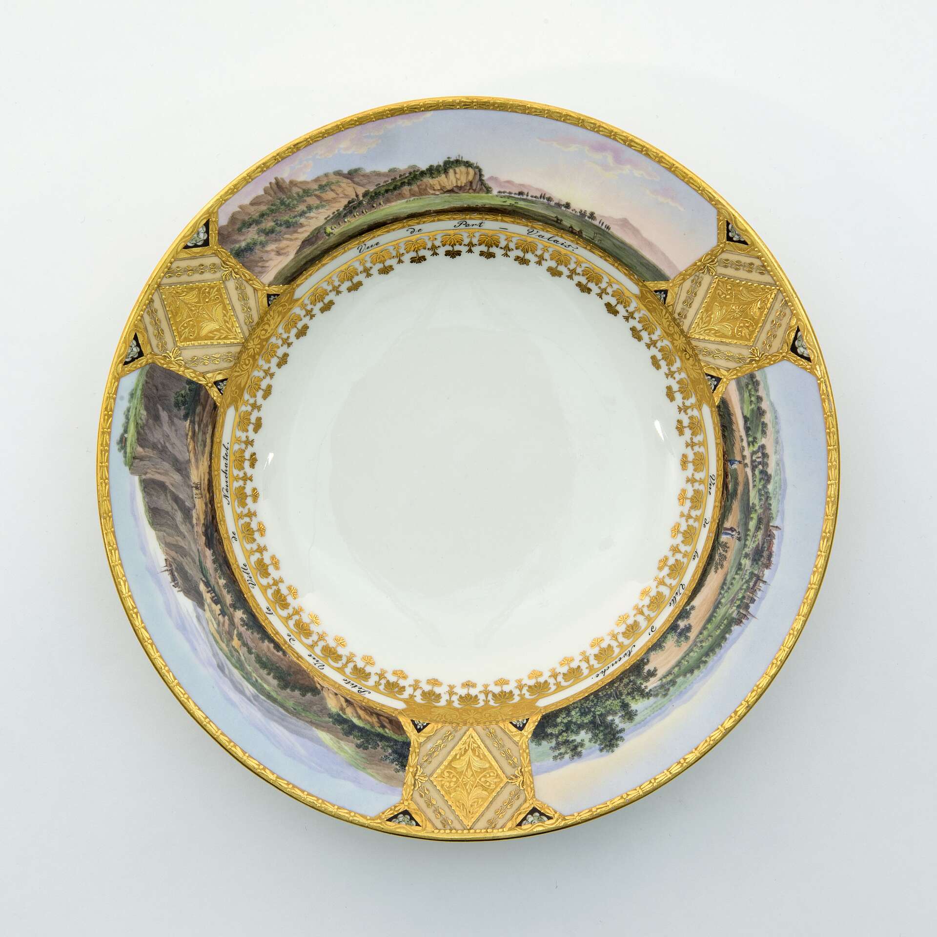 Assiette panoramique, Manufacture de porcelaine de Vienne