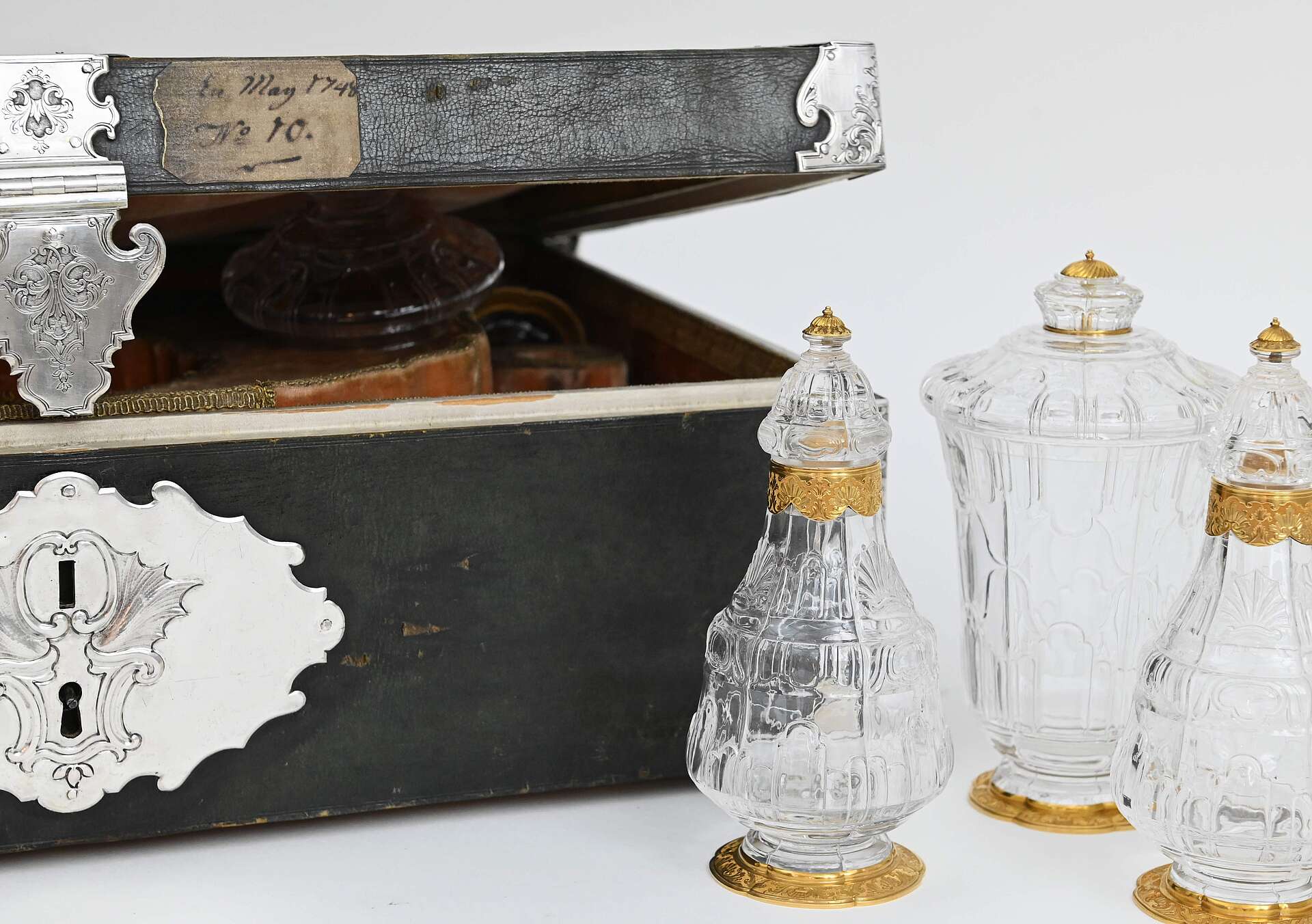 Service en cristal de roche avec coffret